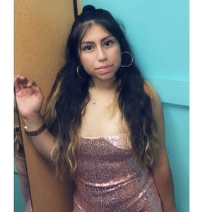 Meet your Posher, Isabel